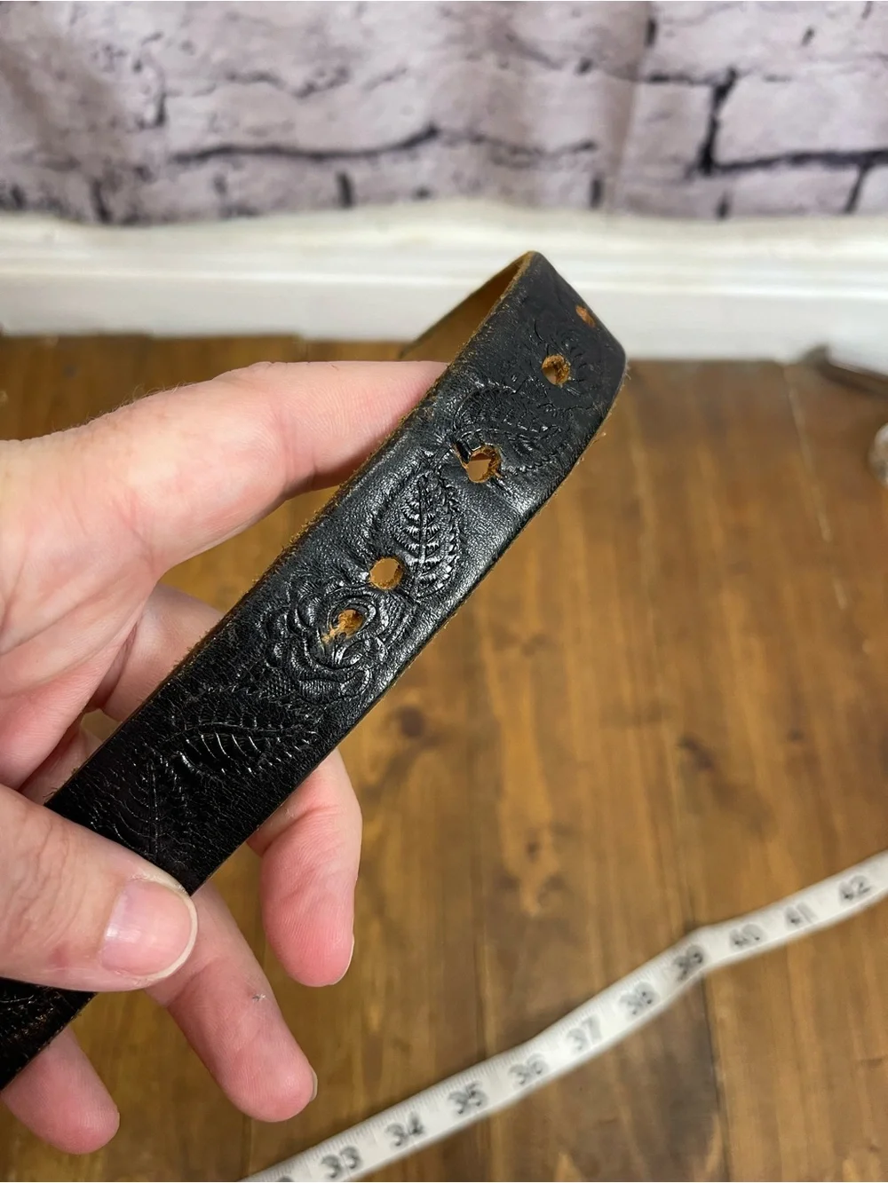 Cowtown western belt black with embossed roses no buckle